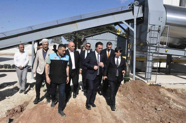 Bitlis’te kırsal kalkınmaya asfalt desteği