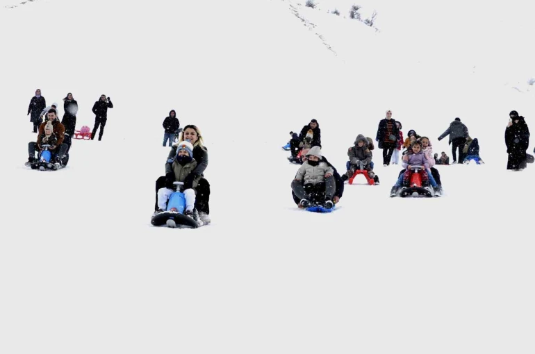 Bitlis’te kış turizmi yarı yıl tatiliyle canlandı