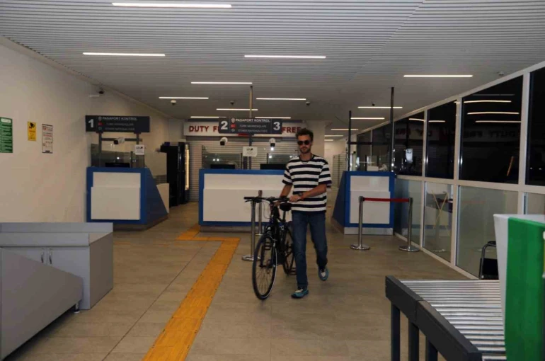 Bodrum limanı deniz hudut kapısında 24 saat kesintisiz hizmet