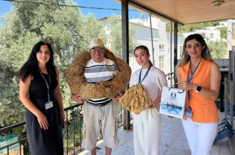 Bodrum’da emektar denizcilere vefa