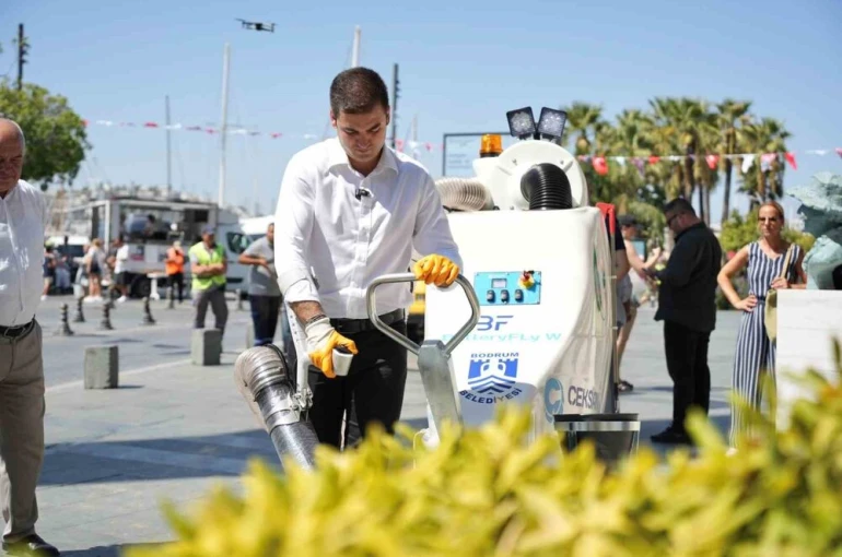 Bodrum’da yeni nesil elektrikli yol süpürme araçları hizmete girdi
