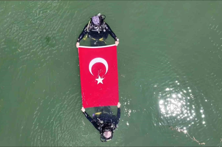 Bolu İtfaiyesi’nden nefes kesen tatbikat: Dalgıçlar göreve hazır
