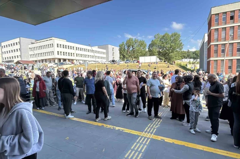 Bolu’da binlerce üniversite adayı AYT için ter döküyor
