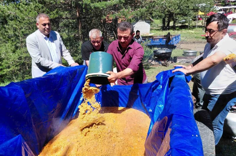 Bolu’da bir asırdır süren geleneksel Şimşir bayramı düzenlendi
