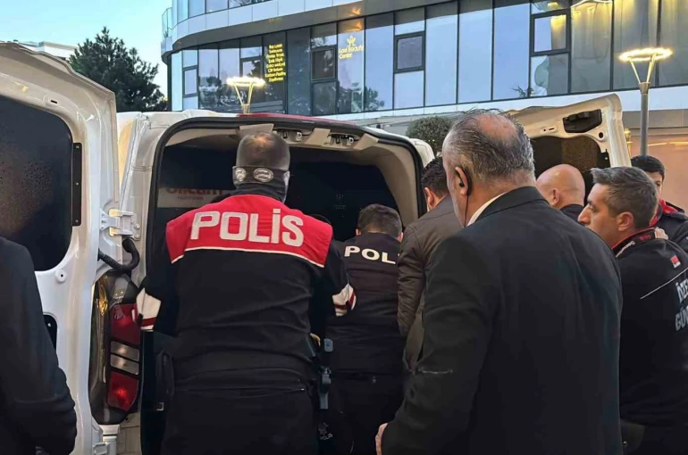 Bolu’da çevreye rahatsızlık veren şahıs gözaltına alındı
