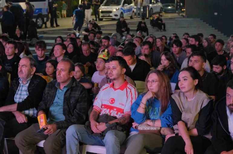 Bolu’da dev ekranda milli heyecan