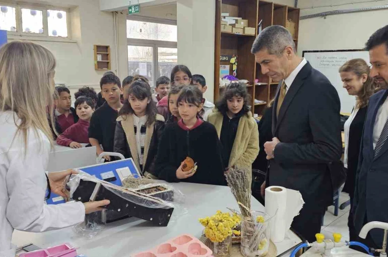 Bolu’da ilkokul öğrencileri atık yağları sabuna dönüştürdü