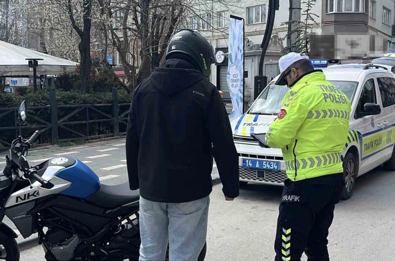 Bolu’da kural ihlali yapan bin 600 sürücüye ceza
