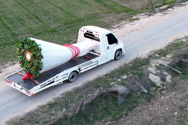 Bolu’da oto kurtarıcıdan görülmemiş evlilik teklifi