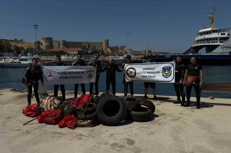 Bozcaada Limanı’nda deniz dibi temizliği gerçekleştirildi