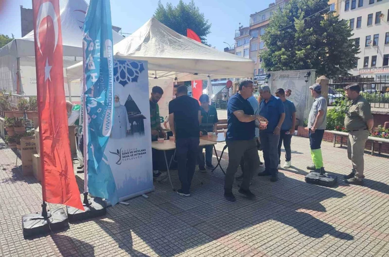 Bozüyük Abdullah Baba Vakfı’ndan Aşure Günü ikramı