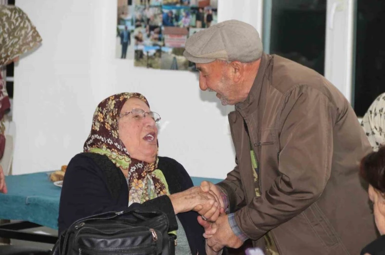 Bu etkinlik sayesinde her hafta sonu vatandaşlar köylerine adeta geri göç ediyor