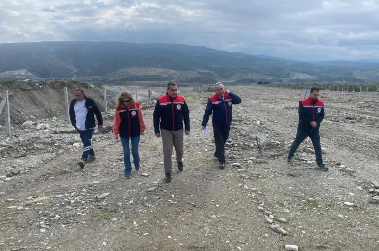 Buharkent ilek bahçesinde hazırlıklar sürüyor