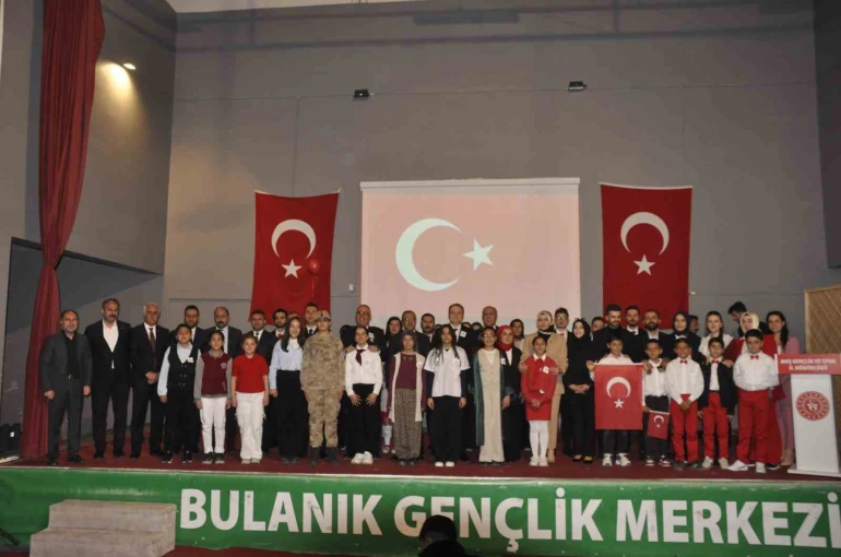 Bulanık’ta 23 Nisan Ulusal Egemenlik ve Çocuk Bayramı kutlandı