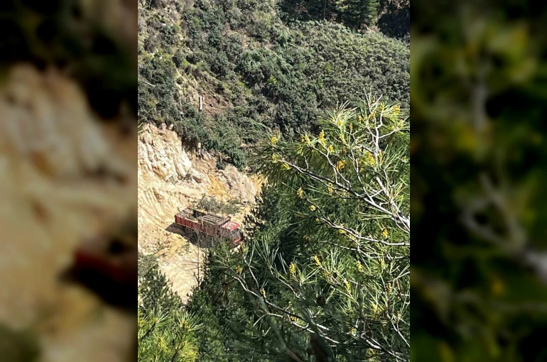 Buldan’da tartışmalı maden sahasında ağaç kesimi başladı