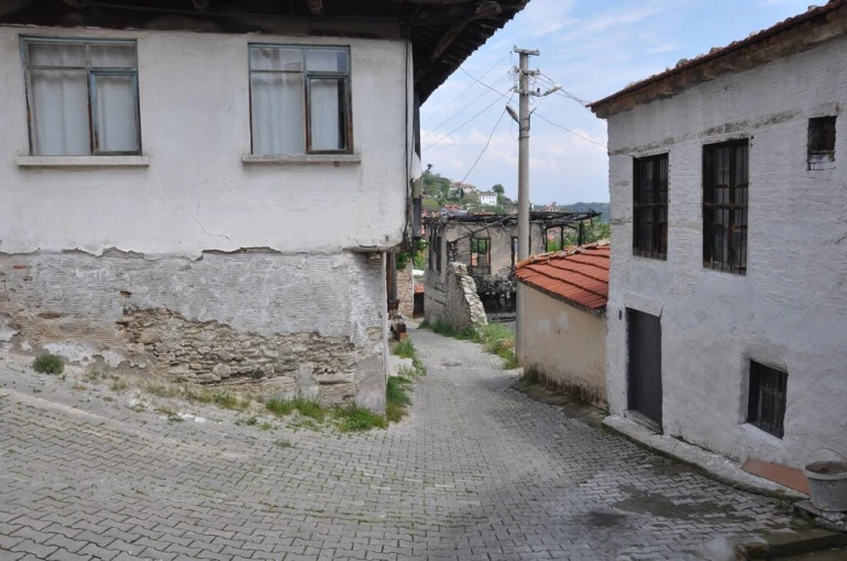 Buldan’ın tarihi 3 sokağı daha turizme kazandırılacak