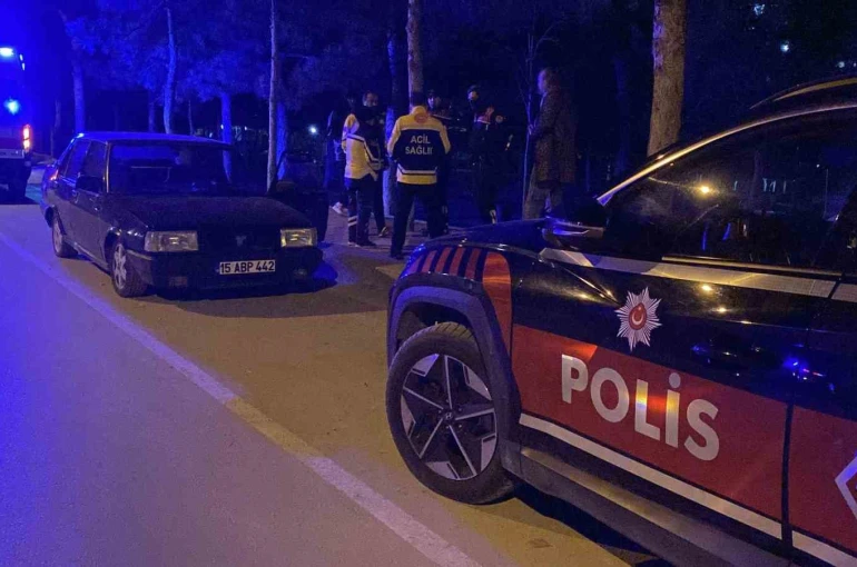 Burdur’da 17 yaşındaki gençlerin kavgası kanlı bitti: 2 yaralı