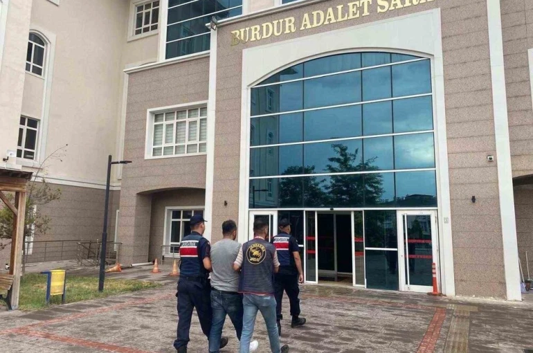 Burdur’da aranan 25 şahıs yakalandı