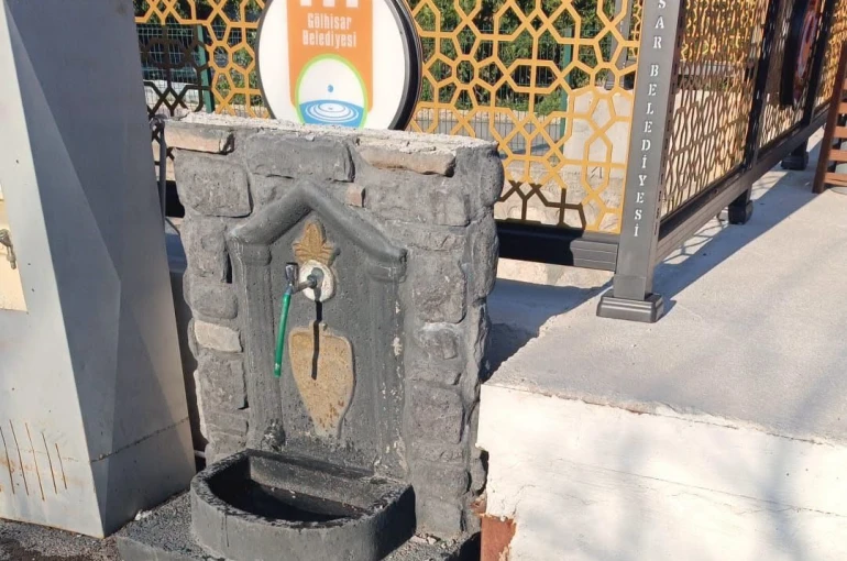 Burdur’da çeşmeye zarar veren gençlere idari yaptırım
