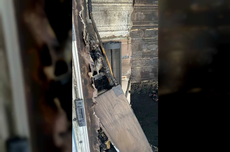 Burdur’da evin balkonunda çıkan yangın korkuttu