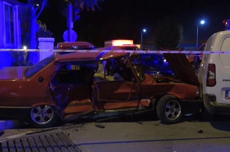 Burdur’da feci kaza: 1 ölü 4 yaralı