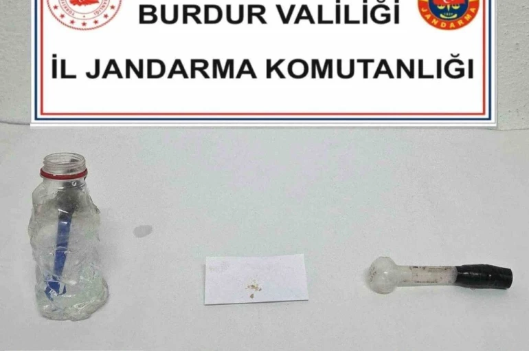 Burdur’da uyuşturucu operasyonu: 5 gözaltı
