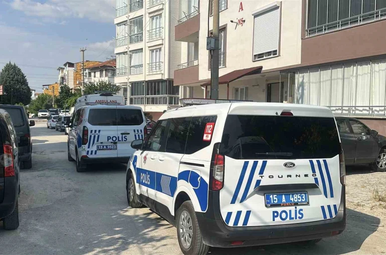 Burdur’da yaşlı kadın eşi tarafından evde ölü bulundu