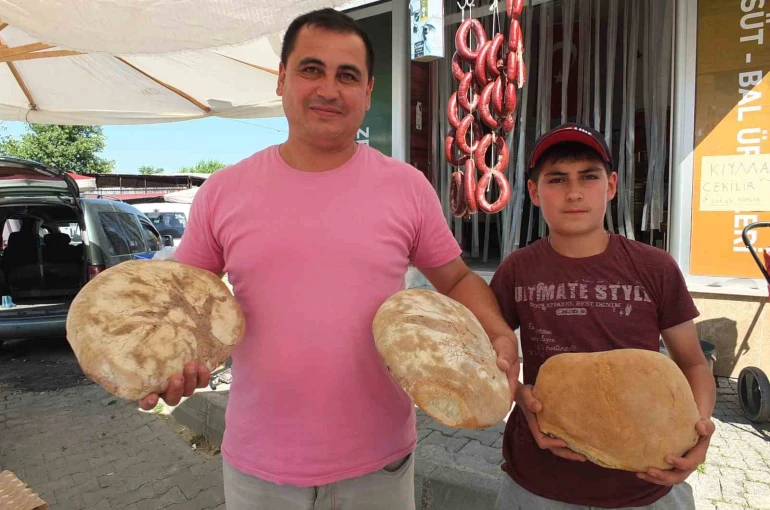 Burhaniye’de köy ekmeği sevildi