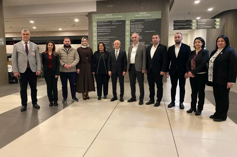 Bursa’da 2026’nın ilk bebeği Şehir Hastanesi’nde dünyaya gözlerini açtı