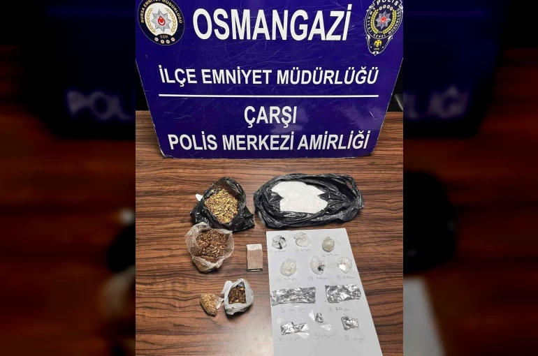 Bursa’da aranan hükümlüler ve uyuşturucu tacirlerine operasyon