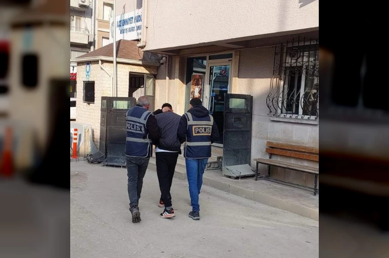 Bursa’da aranan şahıs polis operasyonuyla yakalandı
