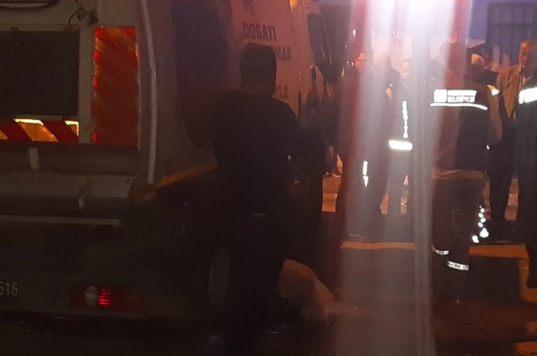 Bursa’da çöp kamyonu geri gelirken yaşlı adamı ezdi