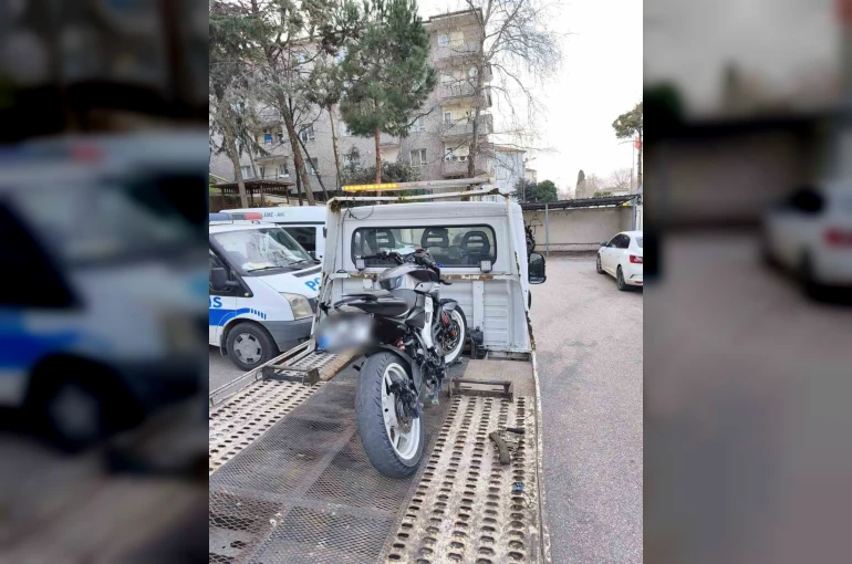Bursa’da ‘Dur’ ihtarına uymayan motosikletliye 245 bin TL ceza