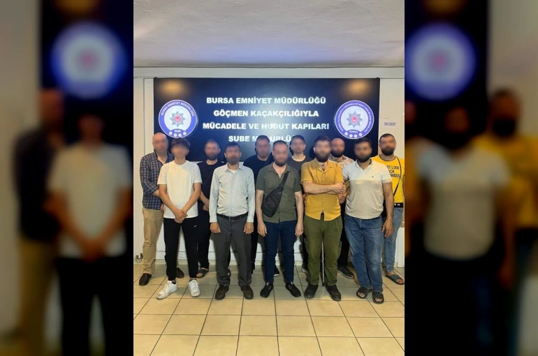 Bursa’da düzensiz göç denetimi: 3 bin 25 kişi sorgulandı