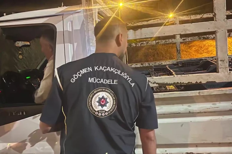 Bursa’da göçmen kaçakçılığı denetimi: 4 düzensiz göçmen yakalandı