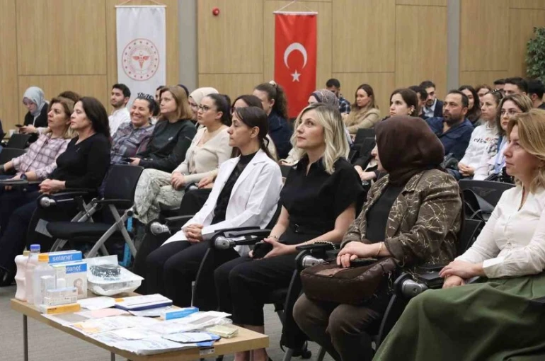 Bursa’da hekim ve sağlık çalışanlarına yanık eğitimi verildi
