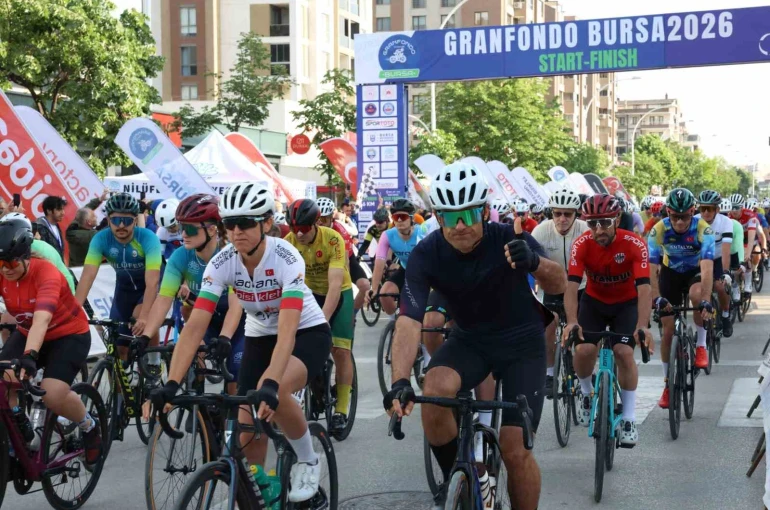 Bursa’da pedallar ’Daha Fazla Kadın Yarışmacı’ için döndü