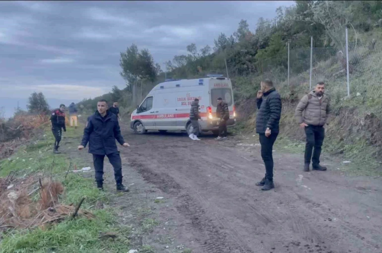 Bursa’da su kuyusunu temizleyen baba ve oğlu metan gazından etkilendi