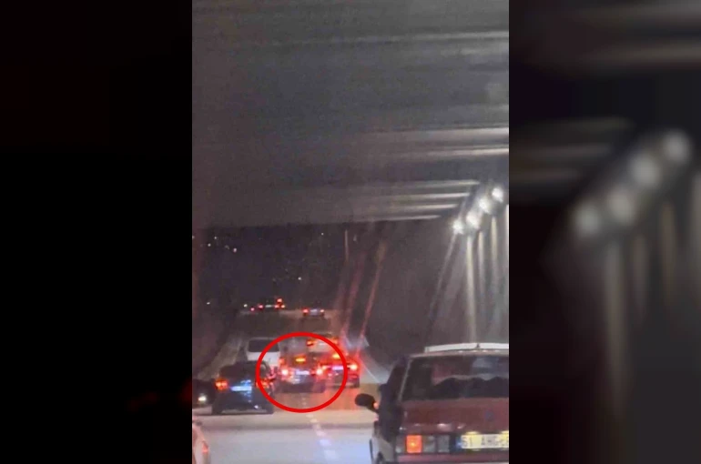 Bursa’da trafikte makas atan ve tehlikeli şerit değiştiren araçlar kamerada