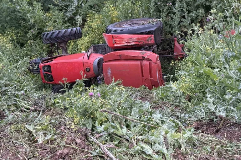 Bursa’da yürek yakan kaza...Devrilen traktörün sürücüsü öldü