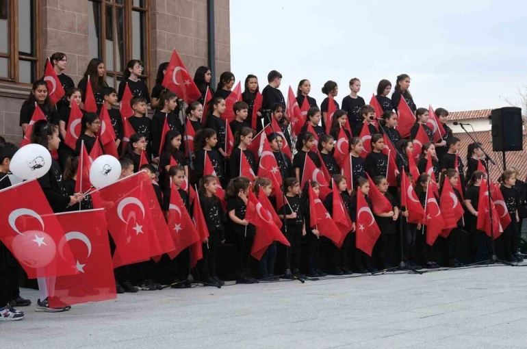 Büyükçekmece’de Büyük Önder Gazi Mustafa Kemal Atatürk etkinlikle anıldı