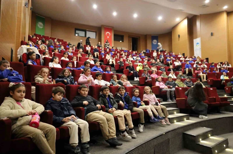 Büyükşehir, Ocak ayında bin 500 çocuğu tiyatroyla buluşturdu