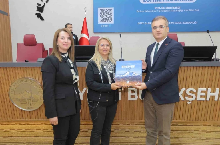 Büyükşehirden ‘Afetlerde Bulaşıcı Hastalıklardan Korunma" eğitimi