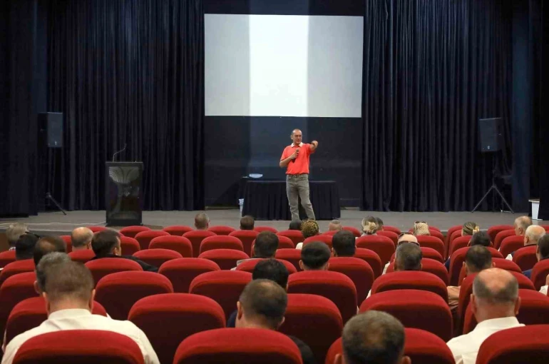 Büyükşehir’den sürücülere vatandaş memnuniyeti odaklı eğitim