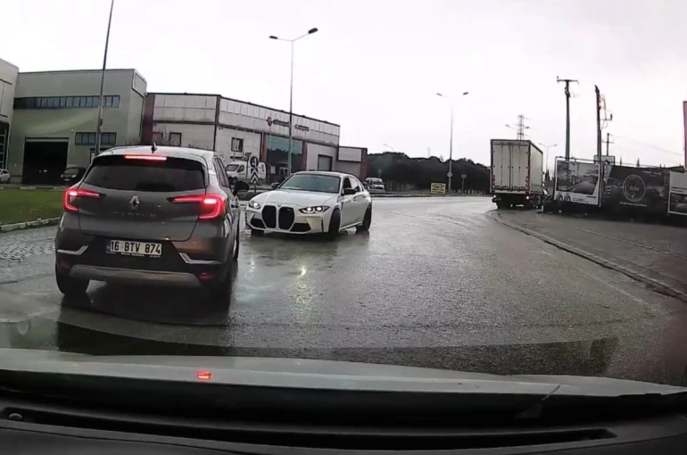 Cadde ortasında drift kamerada