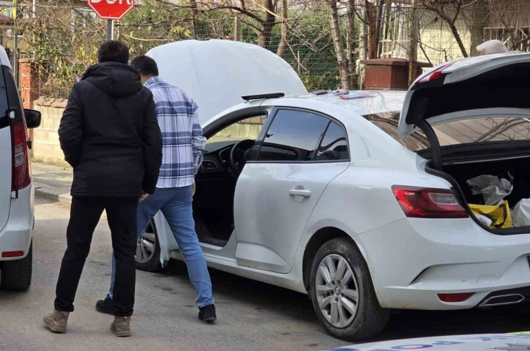 Çakarlı araçla polisten kilometrelerce kaçtı, 173 bin lira ceza yedi