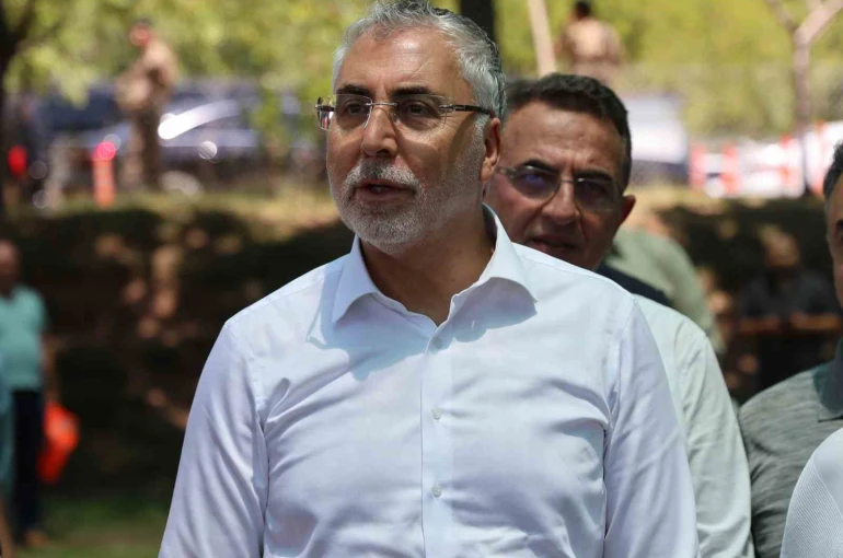 Çalışma ve Sosyal Güvenlik Bakanı Işıkhan: "İşgücü Uyum Programı kapsamında tüm kamu kurum ve kuruluşlarımıza desteklerimiz oluyor"