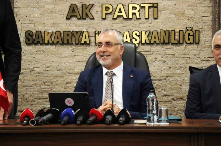 Çalışma ve Sosyal Güvenlik Bakanı Işıkhan: "İşsizlik oranı 0,4 puan düşerek yüzde 8 seviyesinde gerçekleşti"
