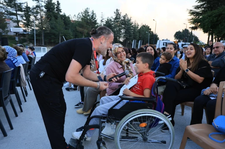 Çameli, Gezen Ozanları ağırladı