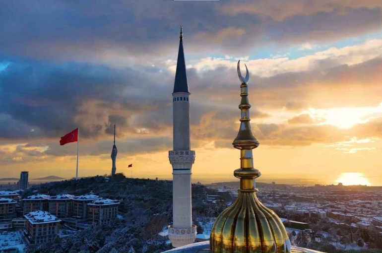 Çamlıca’da mest eden gün batımı